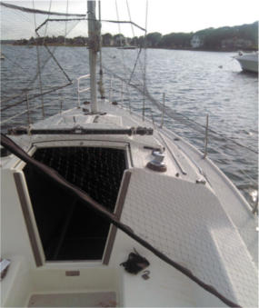 Bird deterrent system on sailboat used to stop birds from messing up boat